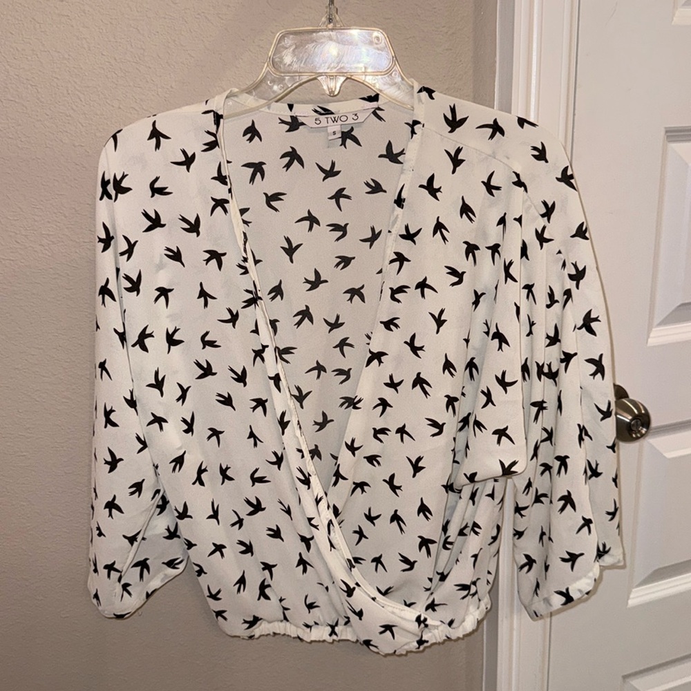 Flowy surplice blouse Small